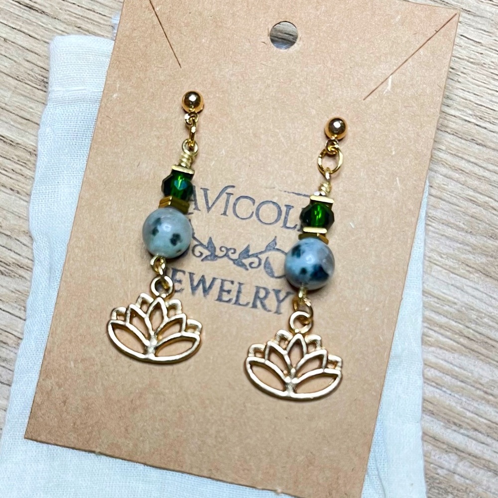 Kiwi jasper 🪷 Lotus charms Earrings